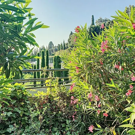 Incredible Views Of In A Calm Luxury & Big Park * Nizza